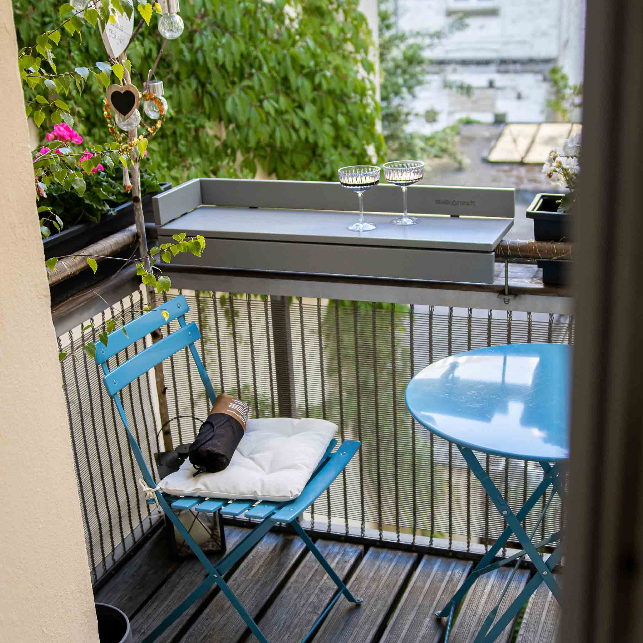 Balkonzeit Bar aus Massivholz